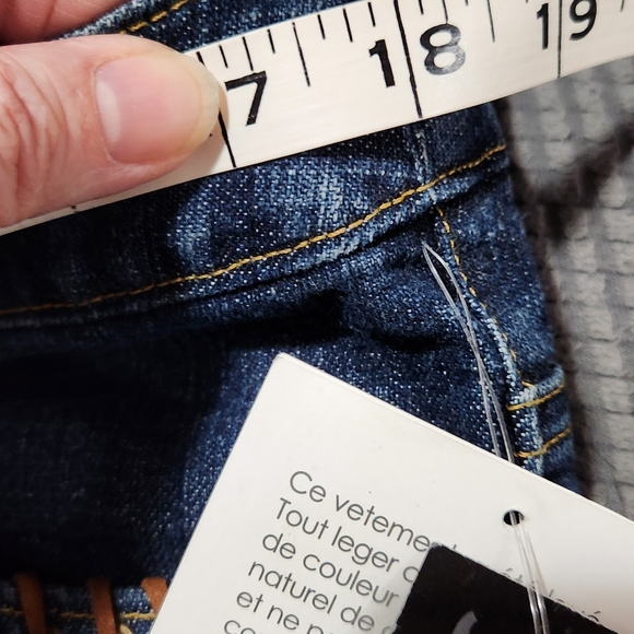 NWT Jones New York Premium Stretch Denim Flare Jeans Size-12 Hippie Retro 70's - Picture 11 of 15